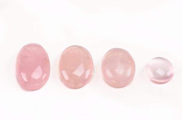 quartz rose cabochon